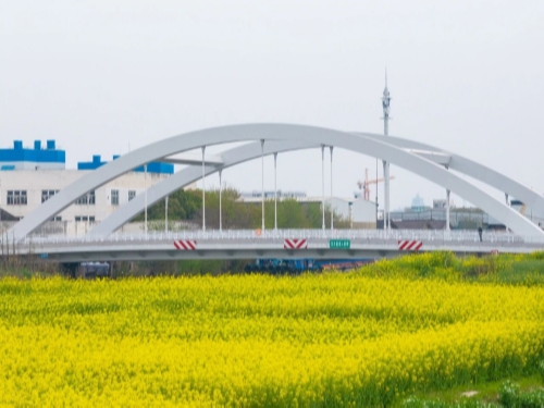 修桥铺路惠民生 路网焕新暖民心——青浦区香花桥街道多措并举完善路桥配套切实提升群众幸福感