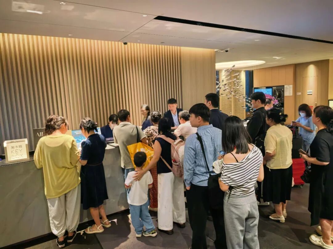 0814_144104_495.jpg