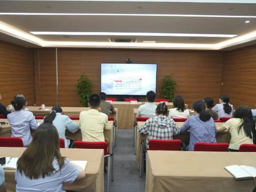 区医保局召开树立和践行正确政绩观学习教育警示教育会暨专题党课
