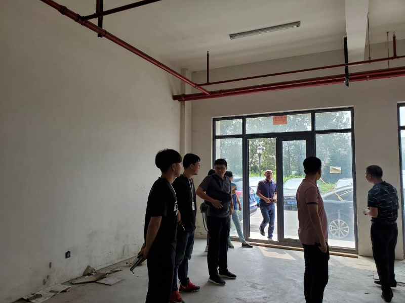 徐泾镇实地勘察.jpg