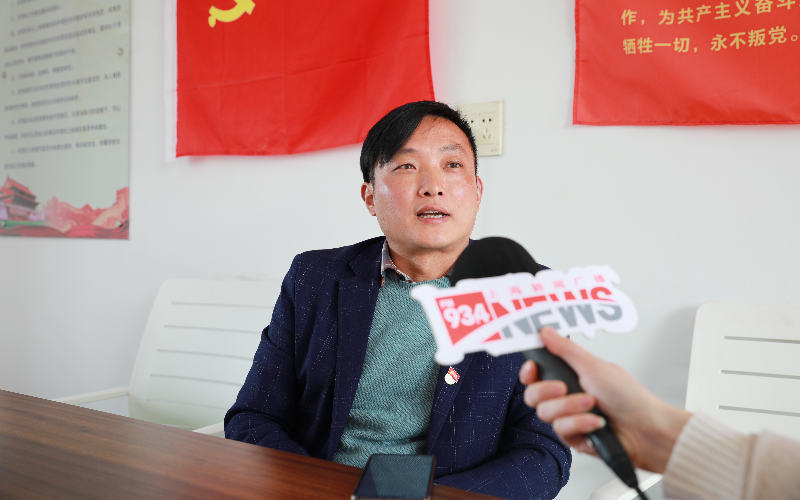 村书记.JPG