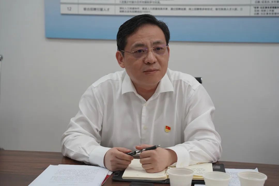 未雨绸缪群策群力白鹤镇召开垃圾分类及防汛排涝工作部署会议