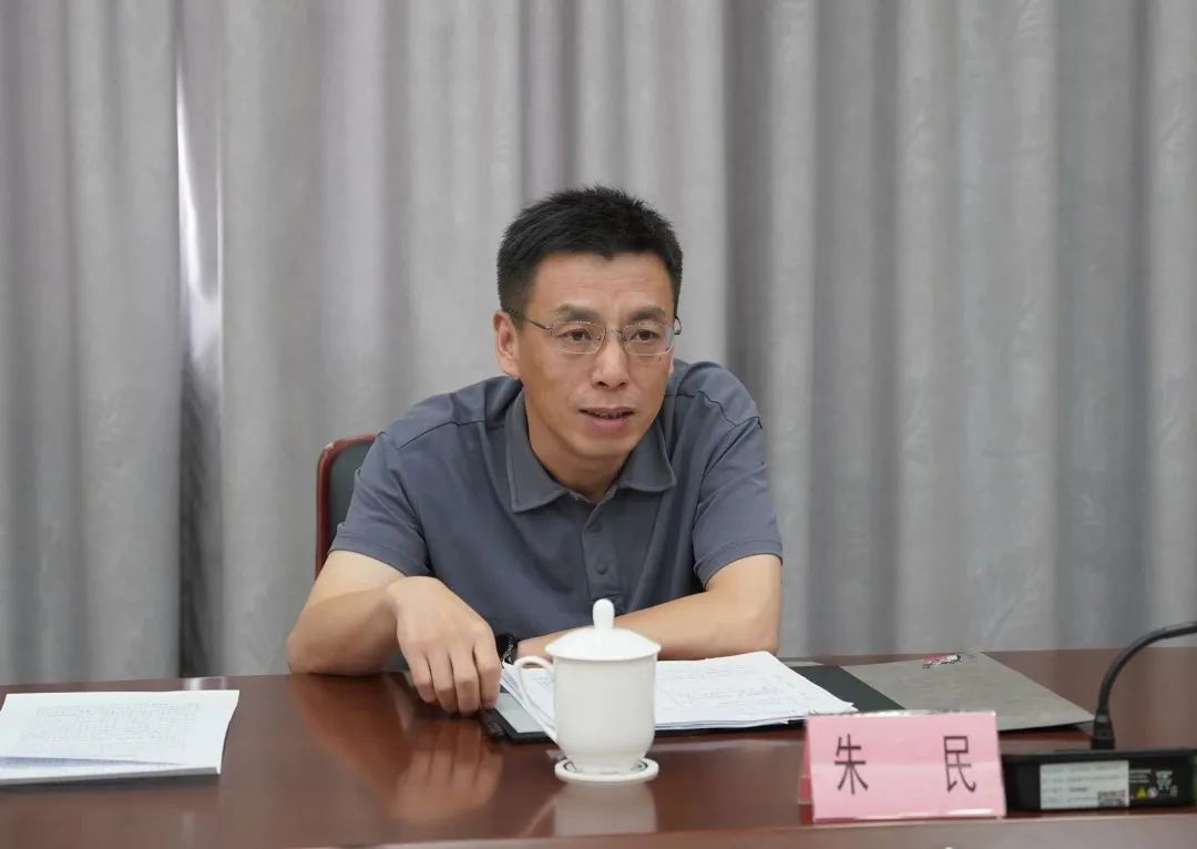 0719_101041_350.jpg 0719_101041_350.jpg