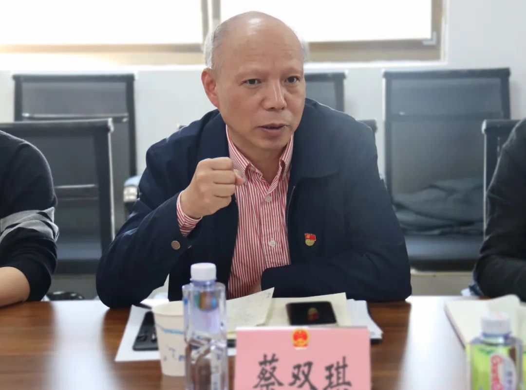 1030_140348_251.jpg 1030_140348_251.jpg