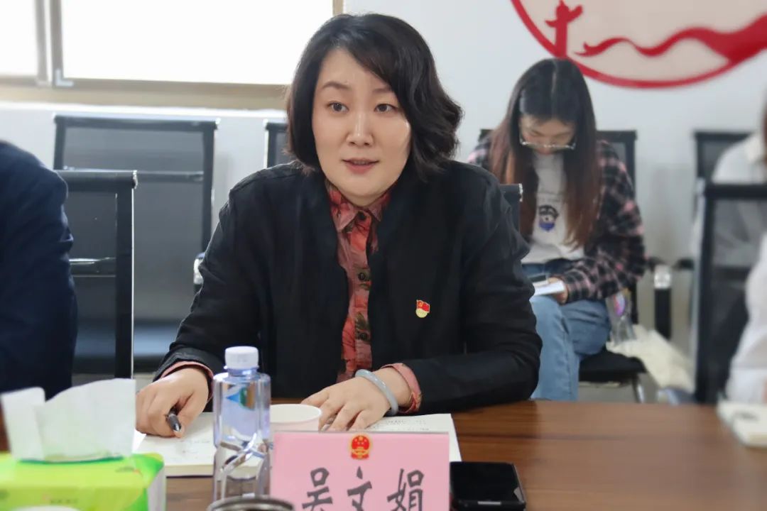 1030_140359_835.jpg 1030_140359_835.jpg