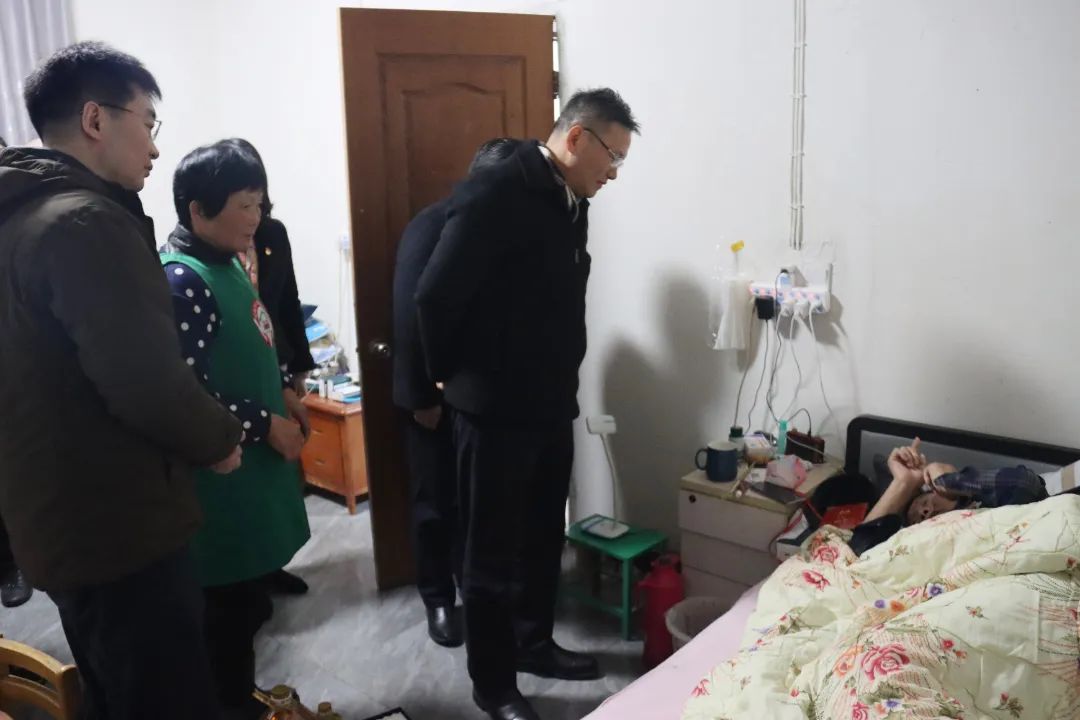 0218_102625_170.jpg 0218_102625_170.jpg