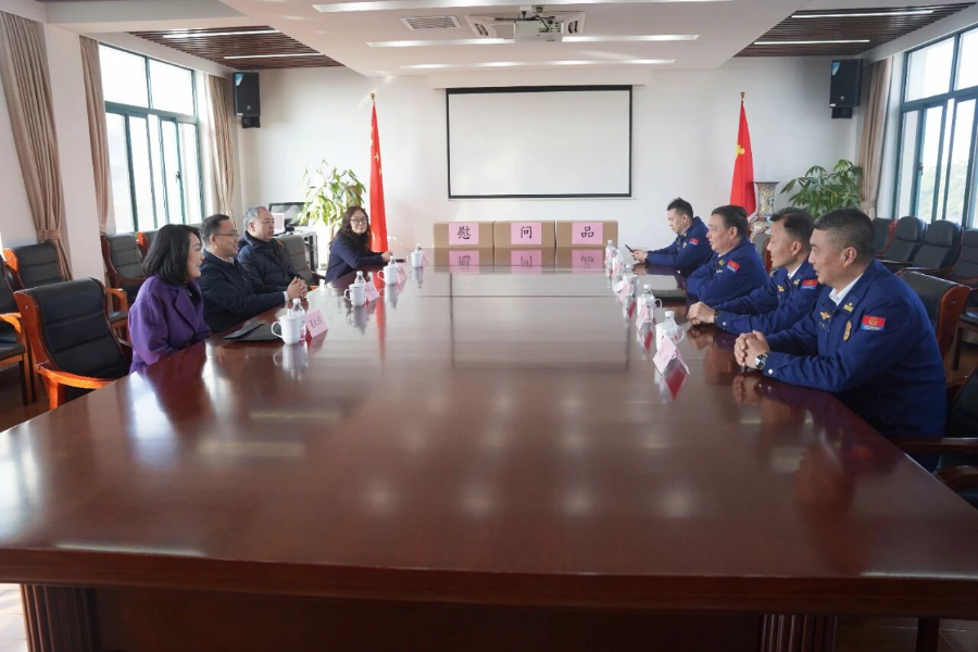 0217_104017_132.jpg 12.jpg