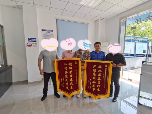 青浦区徐泾城管：职能移交不断档 群众诉求不搁置