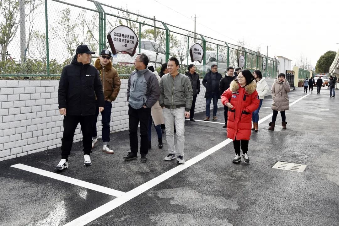 0118_094737_618.jpg 0118_094737_618.jpg