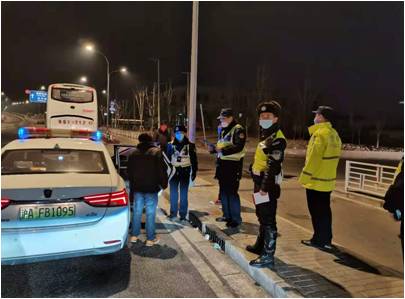 “严扫净保”专项行动暨长途客车、旅游包车相关违法联合整治行动2.jpg