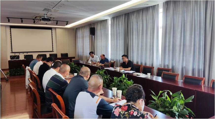 青浦区召开瓶装液化石油气安全隐患整改和商业用户燃气泄漏报警器安装工作推进会.jpg