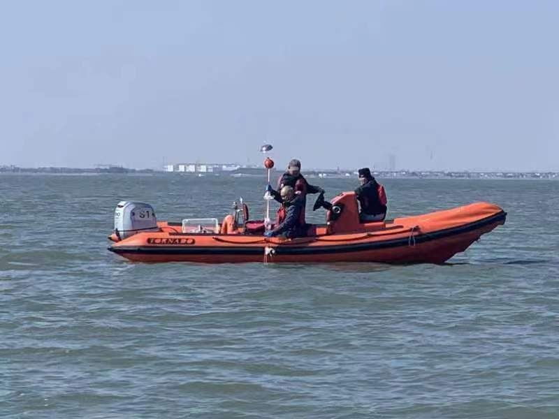 0302_143821_648.png 区交通委执法大队及时阻止违规涉水测量作业.png