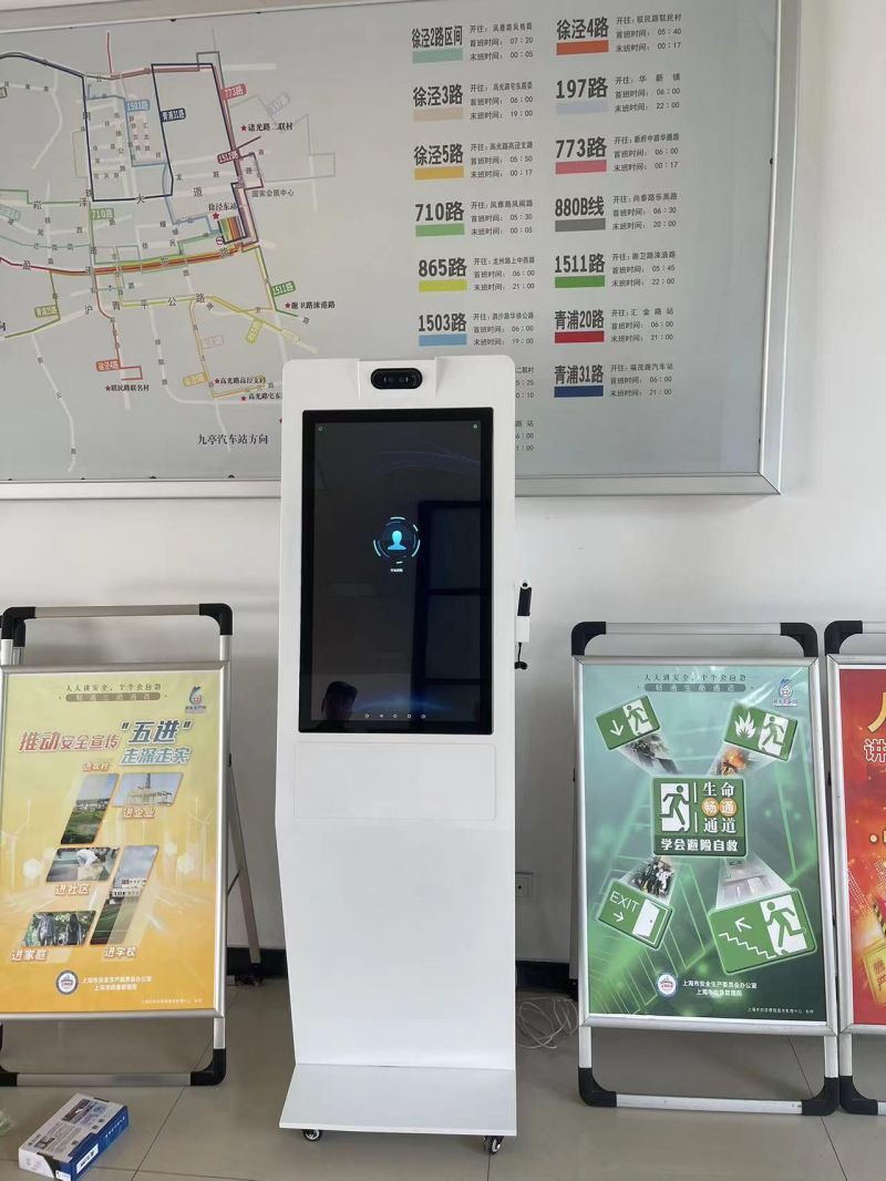 强化安全责任意识 开展驾驶员岗前酒精检测1.jpg