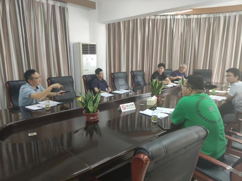 区道运中心组织青浦区公交电子站牌（三期）工作例会2.jpg