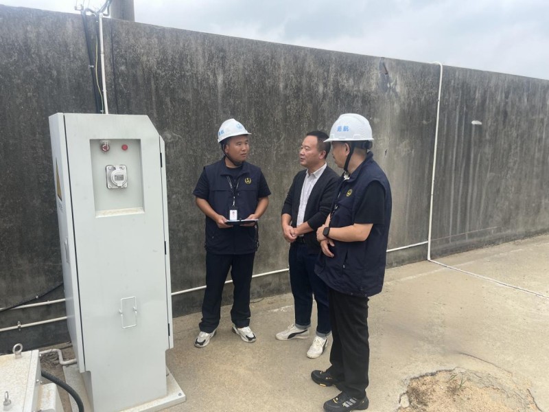 区港航中心急水港站积极开展码头安全与防污染检查工作1.jpg