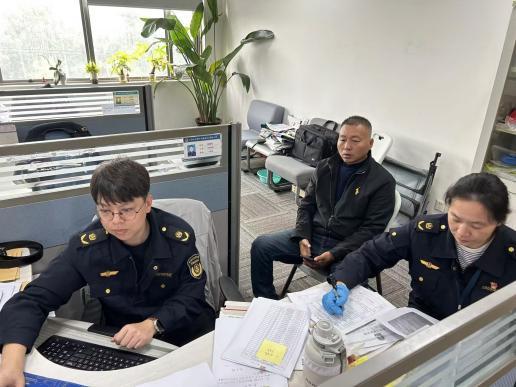 及时处置移送案件 维护货运市场秩序1.jpeg