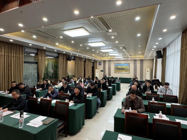 区城建所组织开展安全生产管理业务培训3.jpg