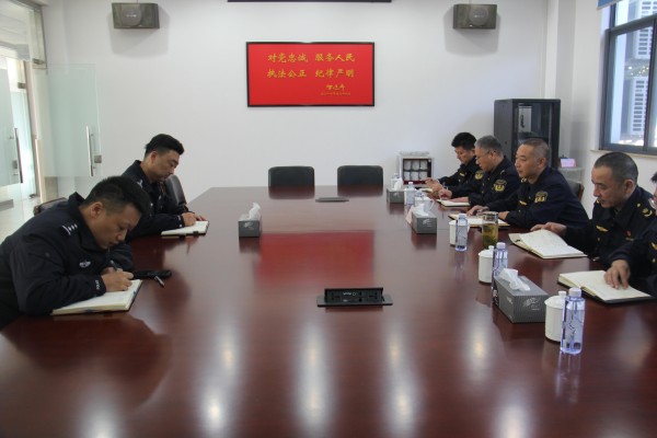 区交通委执法大队走访青浦公安水上派出所1.jpg