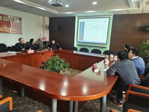 区建管委召开优化涉企行政检查工作座谈会议1.jpg