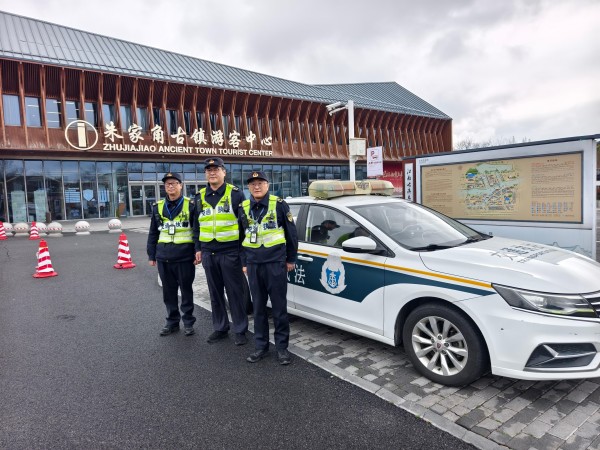 区交通委执法大队开展朱家角古镇旅游包车专项检查行动3.jpg
