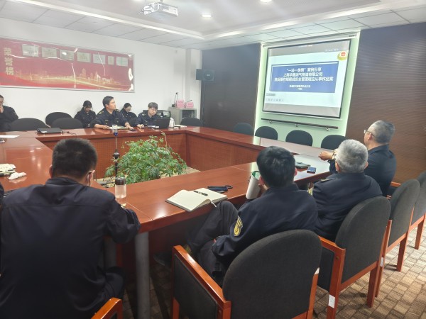 区交通委执法大队启动青浦交通执法典型案例小讲堂系列培训2.jpg