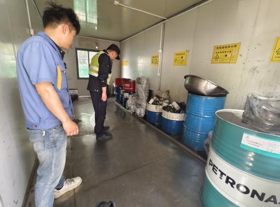 区交通委执法大队常态化监管汽修行业，促进行业规范经营2.jpeg