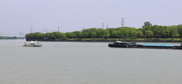 区交通委执法大队再度为跨越长湖申线项目保驾护航2.jpg