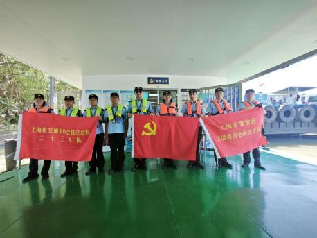区交通执法大队积极开展夏季高温联合执法与安全宣传活动1.jpeg
