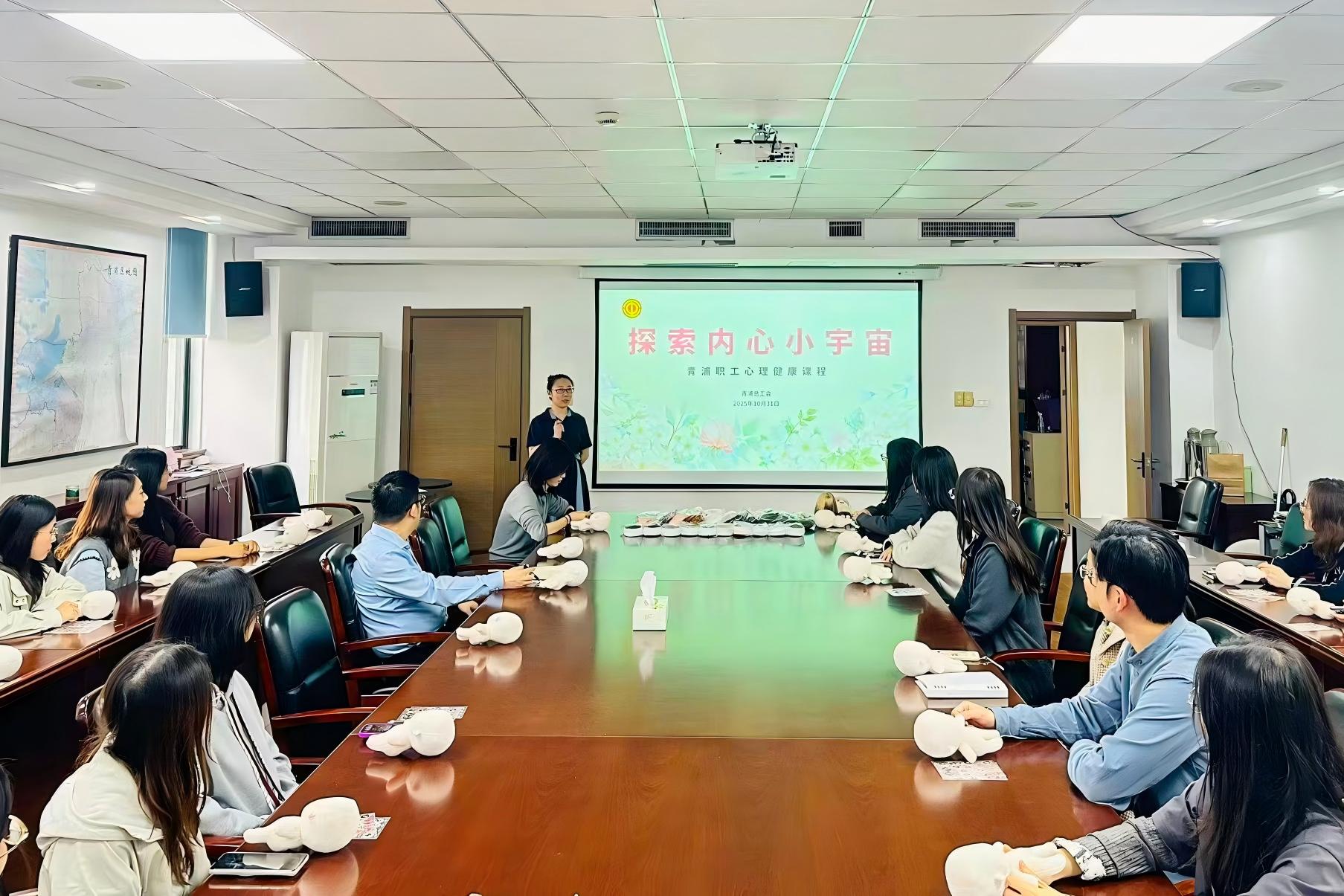 1102_135956_390.jpg 1102_135956_390.jpg