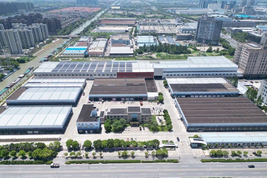 1125_180642_365.jpg 1125_180642_365.jpg