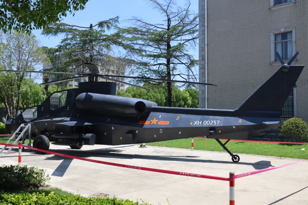 1125_181037_565.jpg 1125_181037_565.jpg