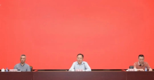 区教育工作党委深入贯彻中央八项规定精神学习教育警示教育会举行