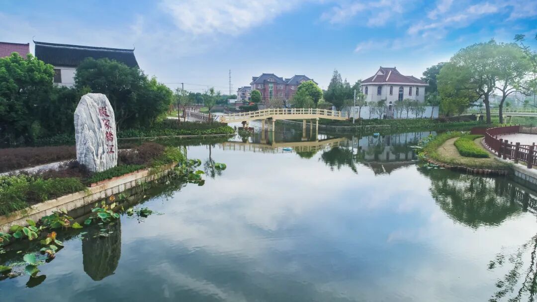 1030_102745_533.jpg 9.jpg