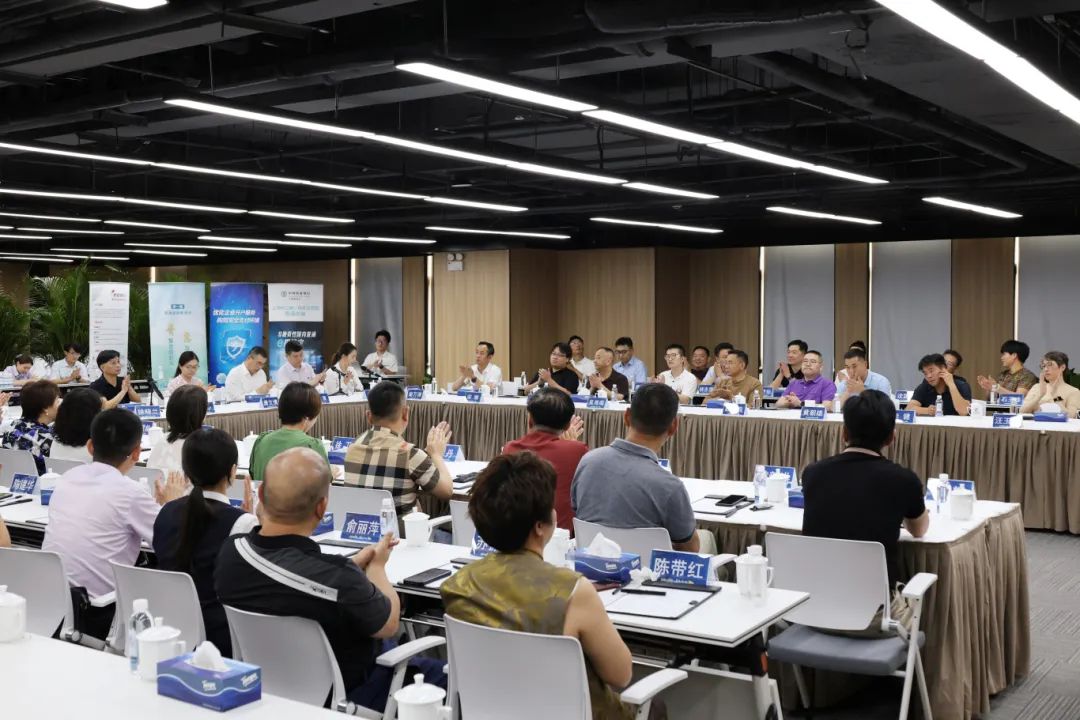 0805_134110_240.jpg 9.jpg