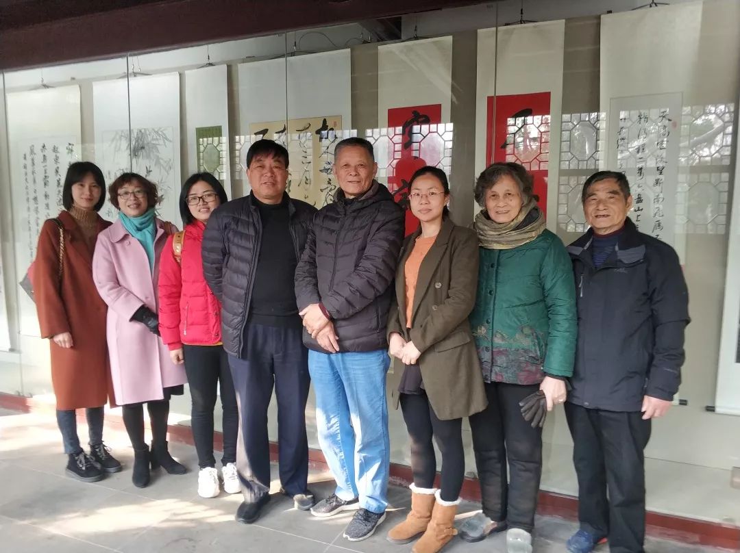 0106_155645_820.jpg 练塘镇第六届“翰墨章练”暨红色文化书画展在曲水园展出1.jpg