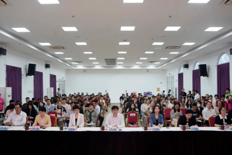 练塘镇举办“恋练爱家、幸福童年”主题活动