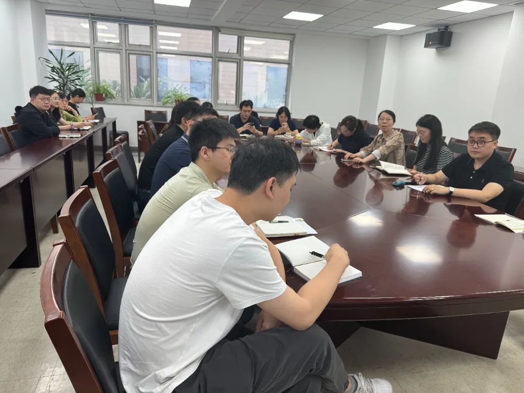 “青浦区经济社会发展报告”学习活动（区发改委第20期益享･沙龙）成功举办