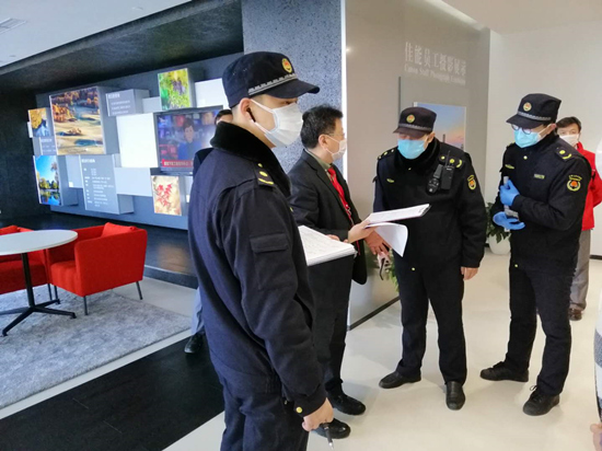 dccf-iqrhckn0427733.jpg