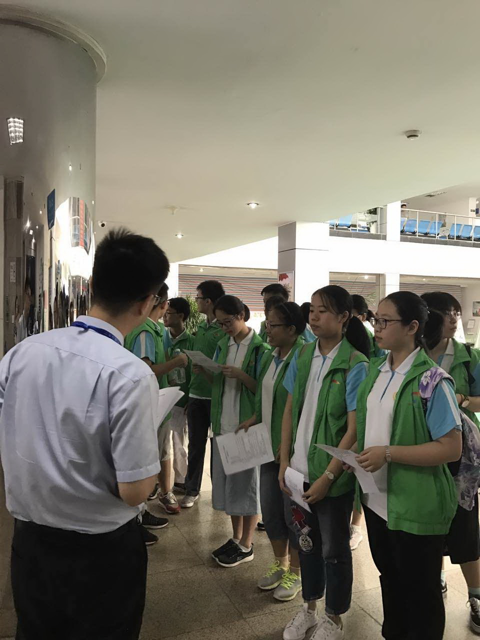 高中生社会实践志愿服务1.jpg