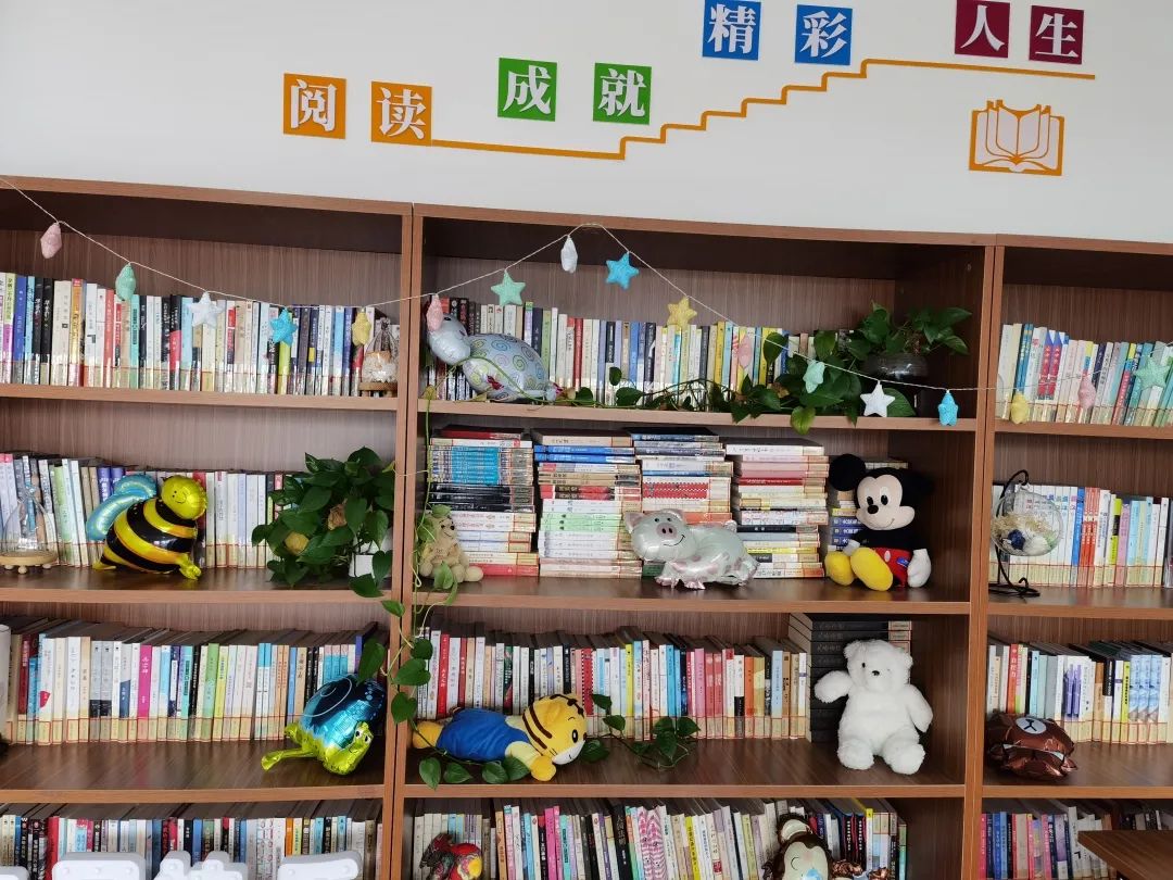 0209_104749_997.jpg 0209_104749_997.jpg