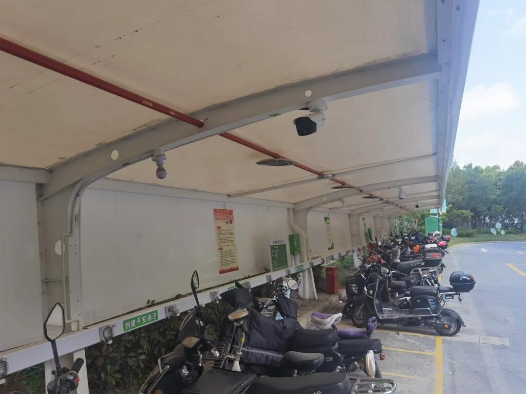 0423_093950_374.jpg 0423_093950_374.jpg