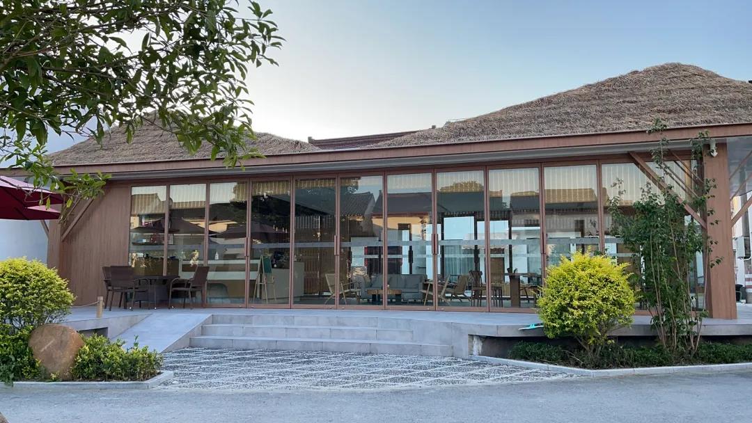 0924_092128_893.jpg 0924_092128_893.jpg