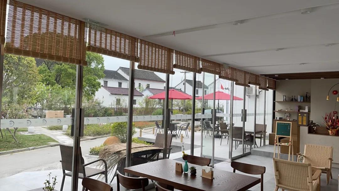 0924_092213_215.jpg 0924_092213_215.jpg