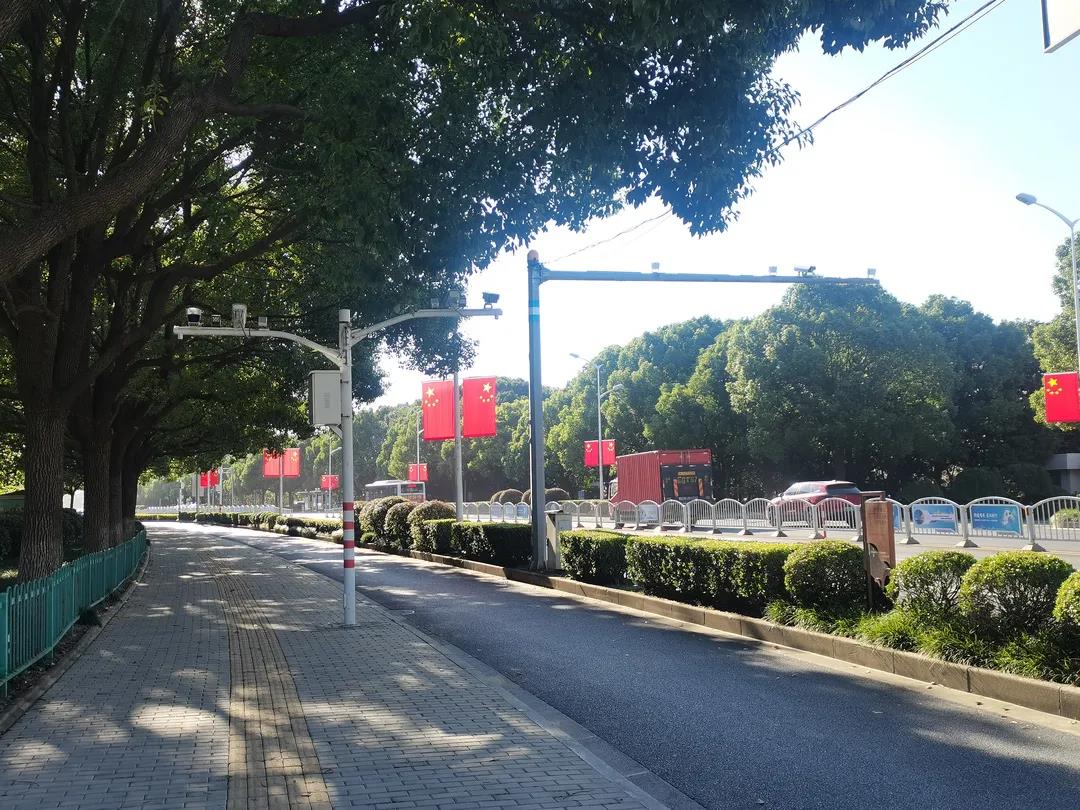 0928_102807_614.jpg 0928_102807_614.jpg