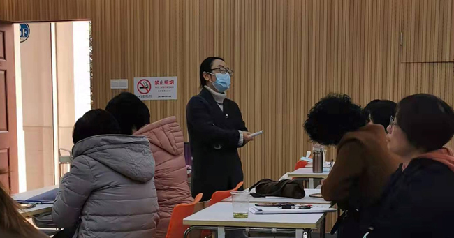 初中道德与法治学科时政专题复习研讨活动在徐泾中学开展