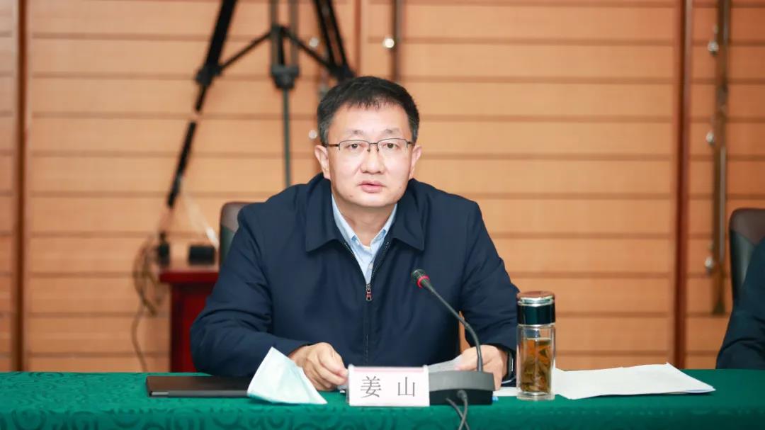 青浦区代表团赴德宏州考察调研