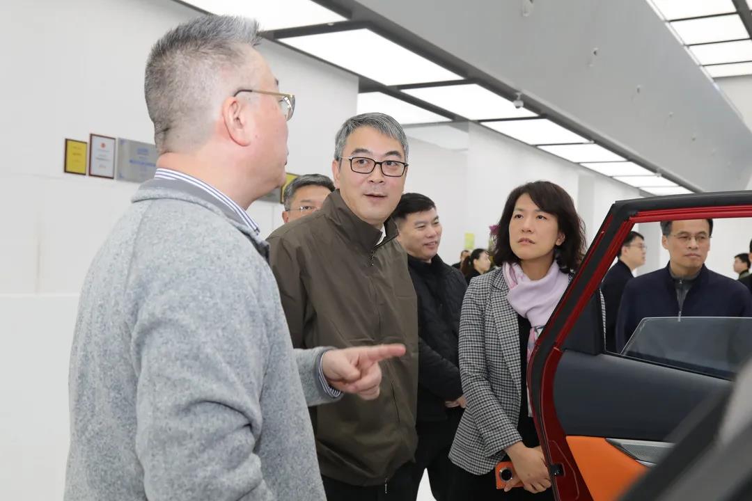 0110_095842_495.jpg 0110_095842_495.jpg