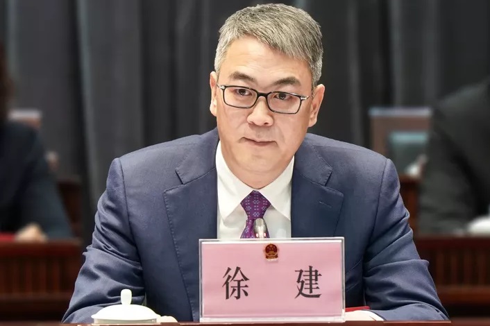 区委书记徐建主持青浦区六届人大一次会议闭幕会并作重要讲话