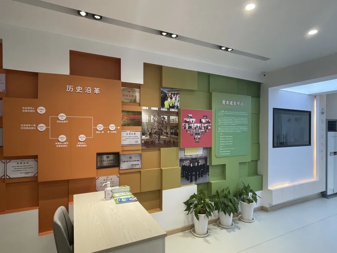 0227_110204_197.jpg 0227_110204_197.jpg