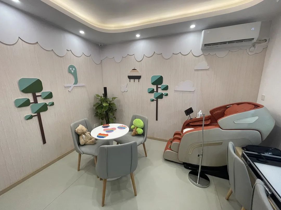 0227_110238_178.jpg 0227_110238_178.jpg